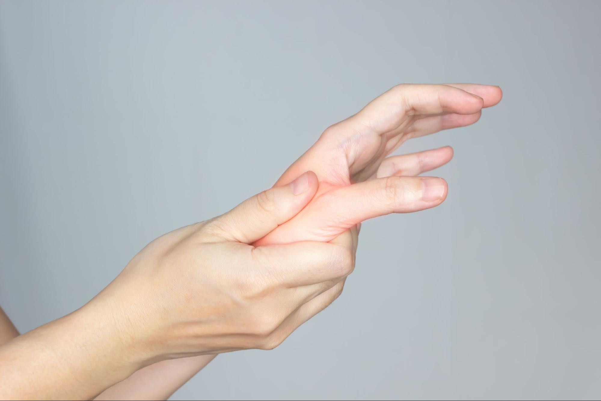 มือชา เกิดจากสาเหตุอะไร
